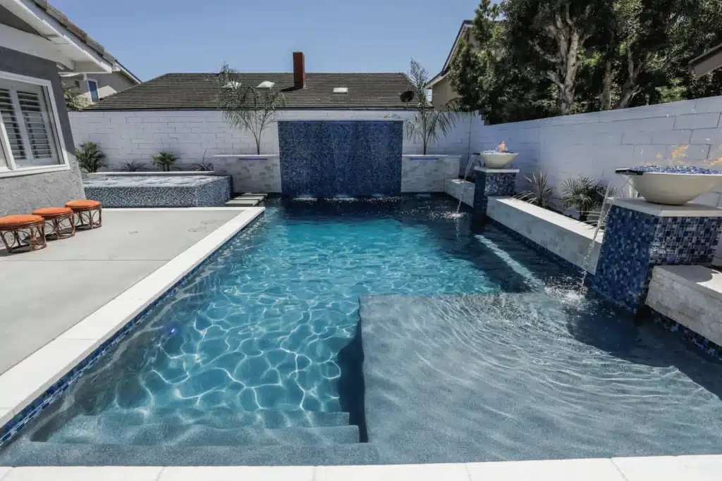 Palm Desert Pool Builders - Premier Pools & Spas