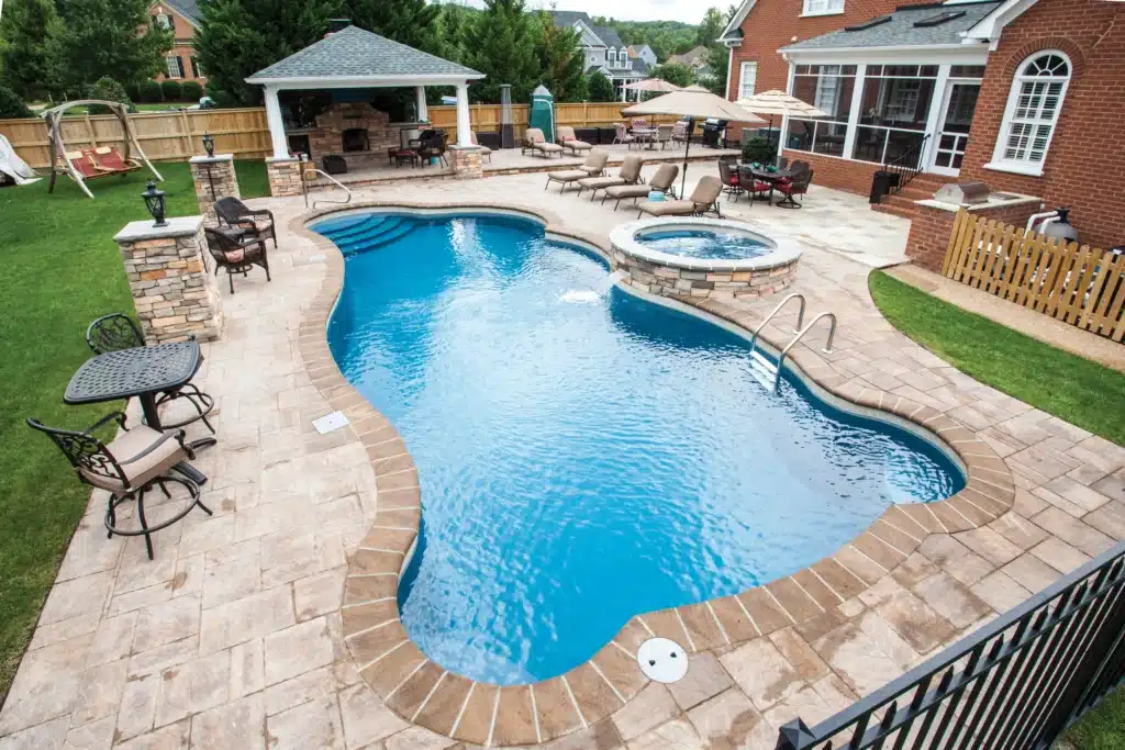 Mansfield, OH Pool Builders