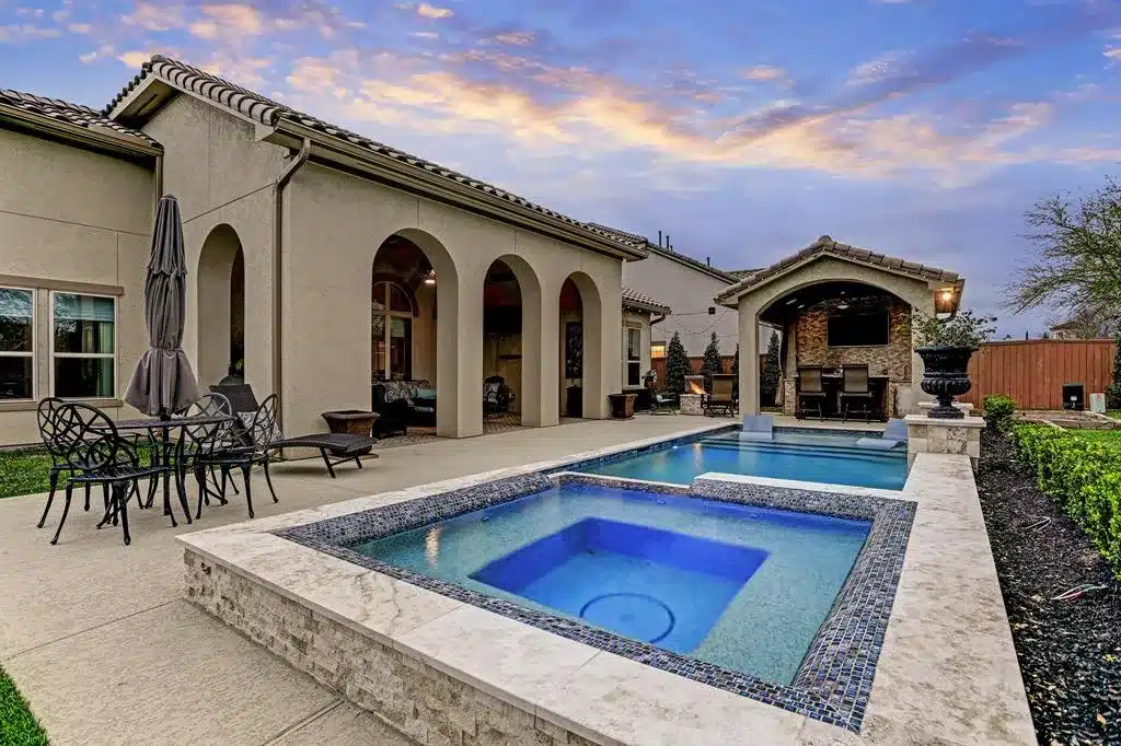 Louisa, VA Inground Pool Builders - Premier Pools & Spas