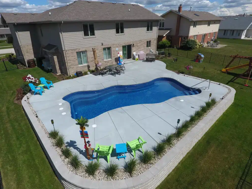 Austin, TX fiberglass pools - Premier Pools & Spas